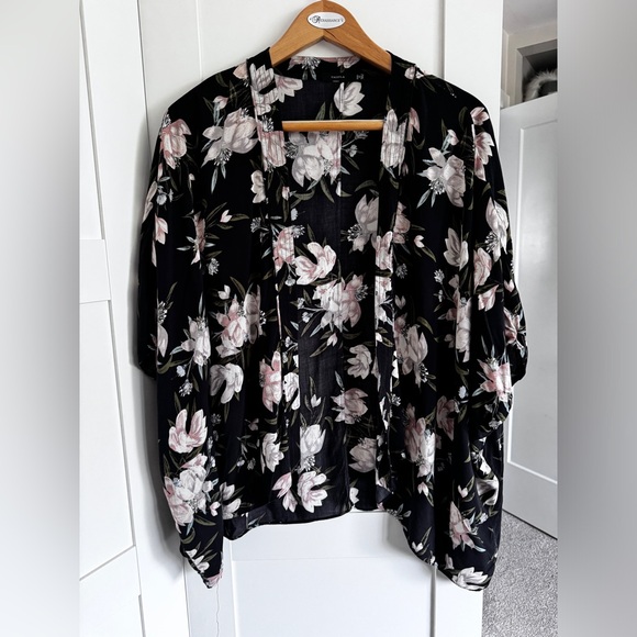 ARITZIA TALULA Cosima Floral Kimono Open Cape Oversized Cardigan Black XXS/XS - Picture 2 of 16